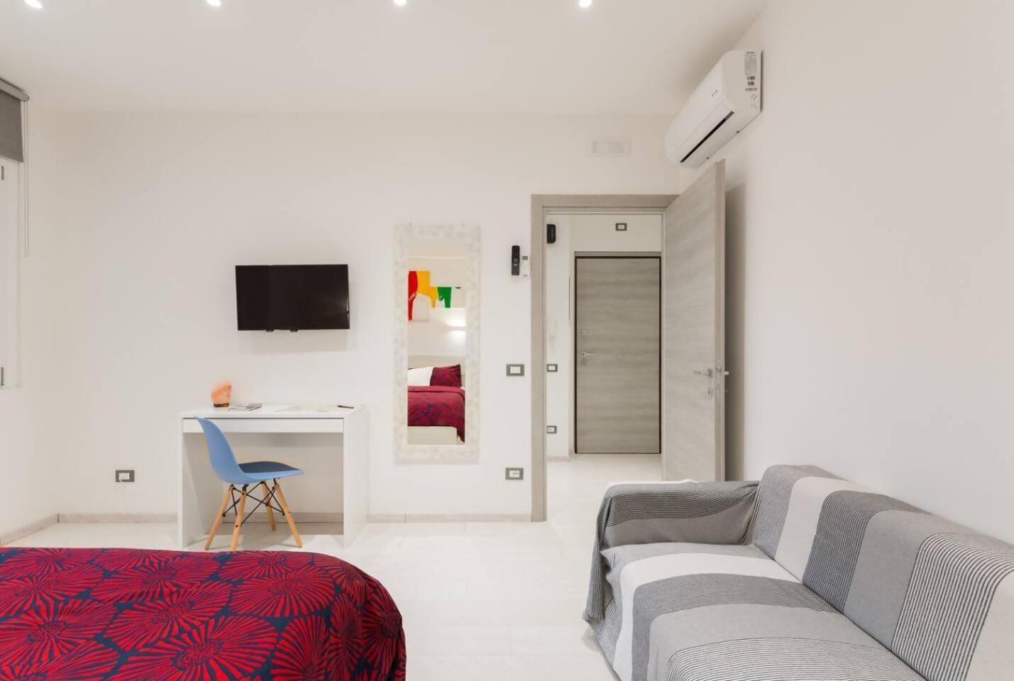 Romeeyes2020 Apartman Kültér fotó